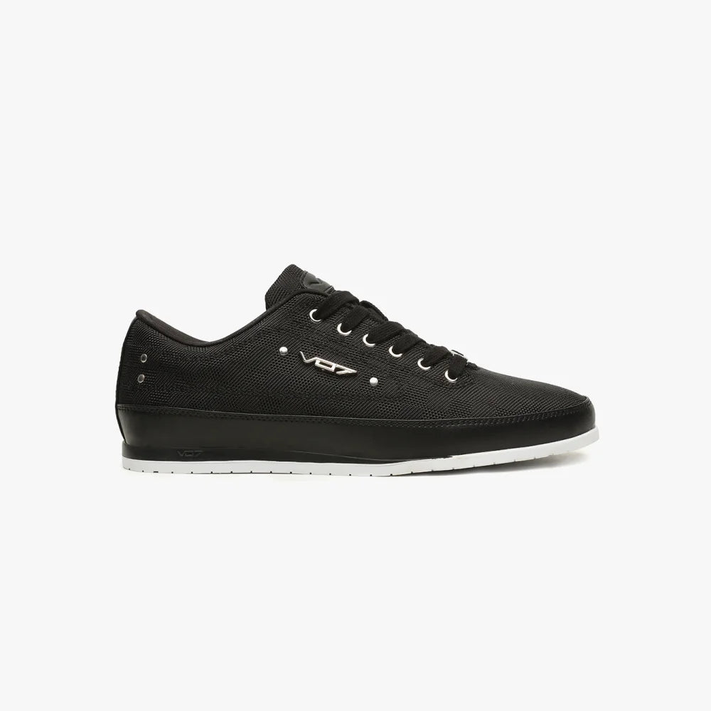V 07 YACHT SQUARE BLACK SNEAKERS ELÉGANCE NOIR 1