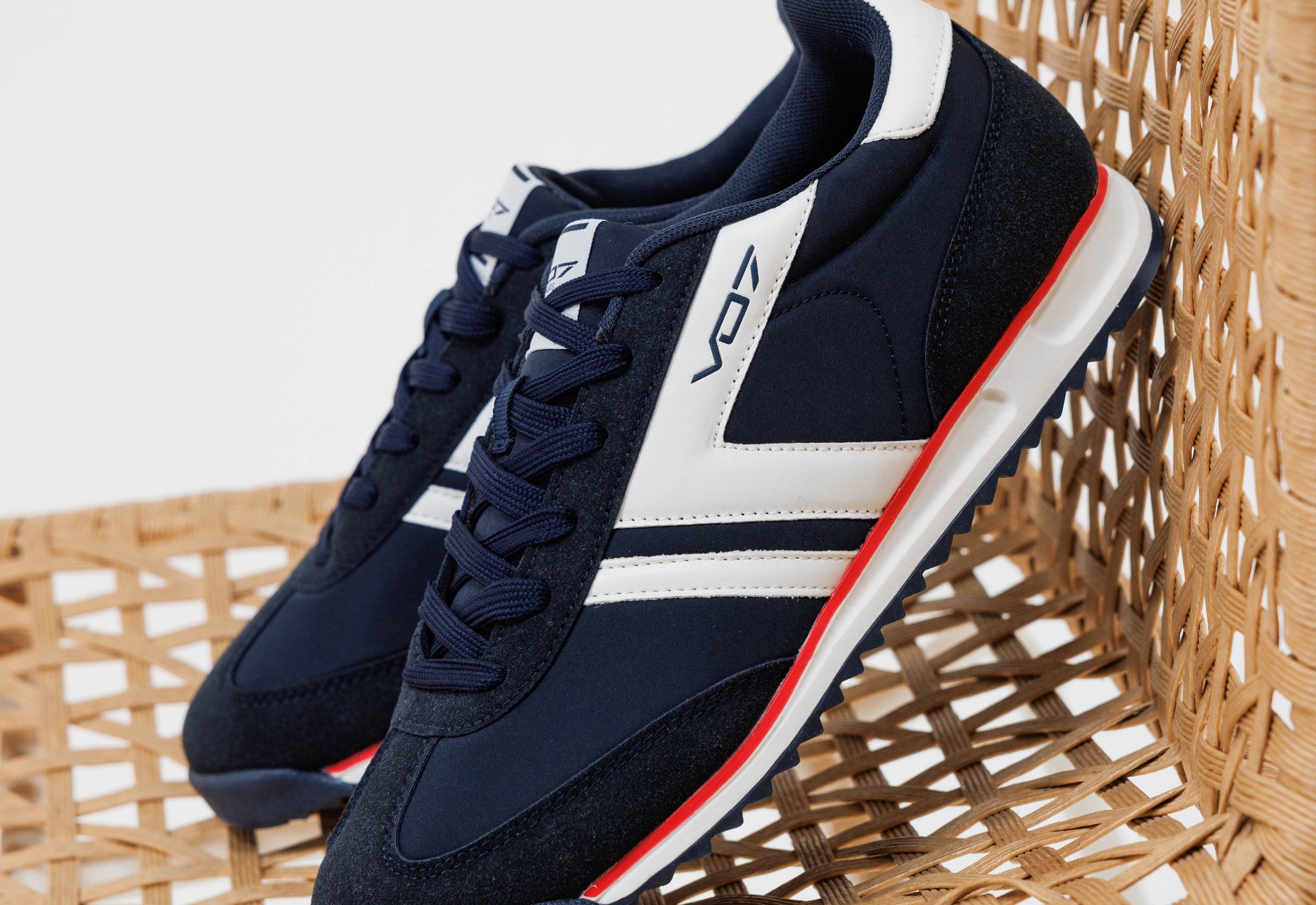 SNEAKERS HOMME EN PROMO – VO7 | SOLDES BASKETS PREMIUM