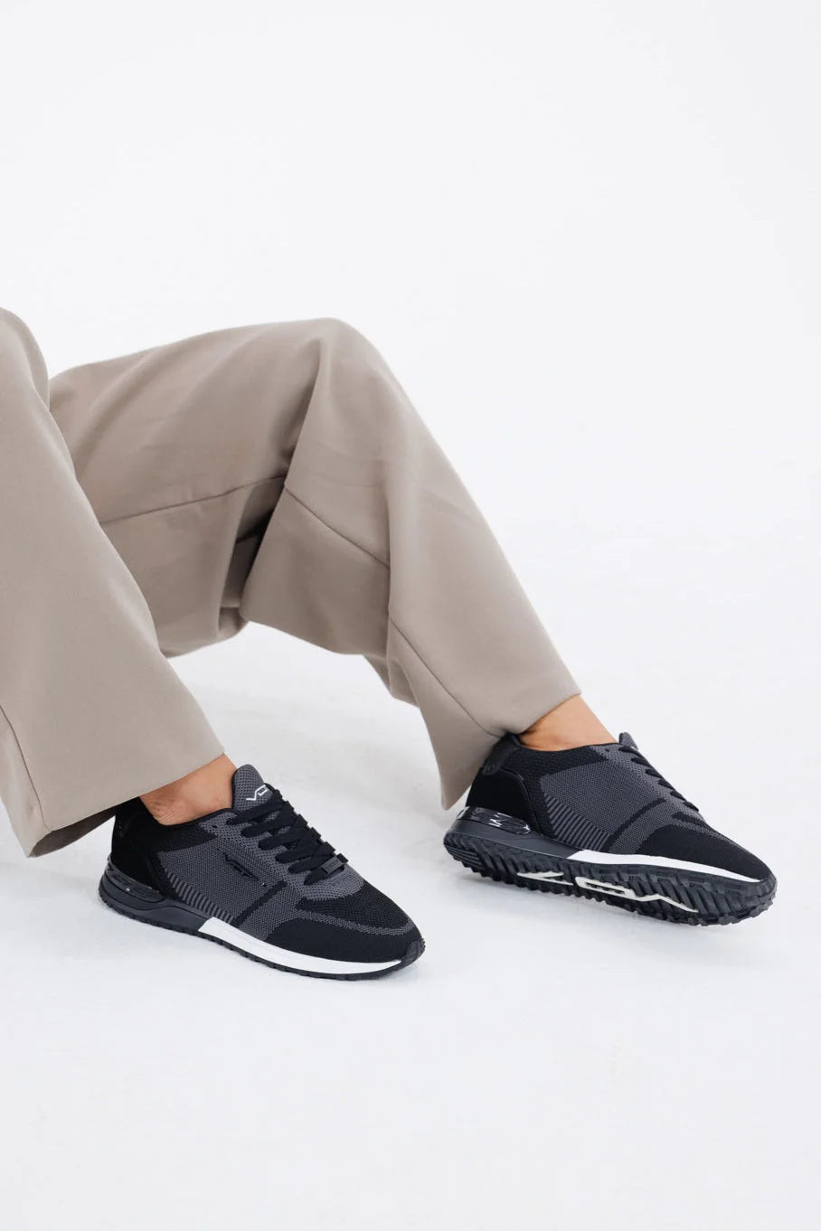 V 07 MILAN KNIT BLACK SNEAKERS NOIR 6