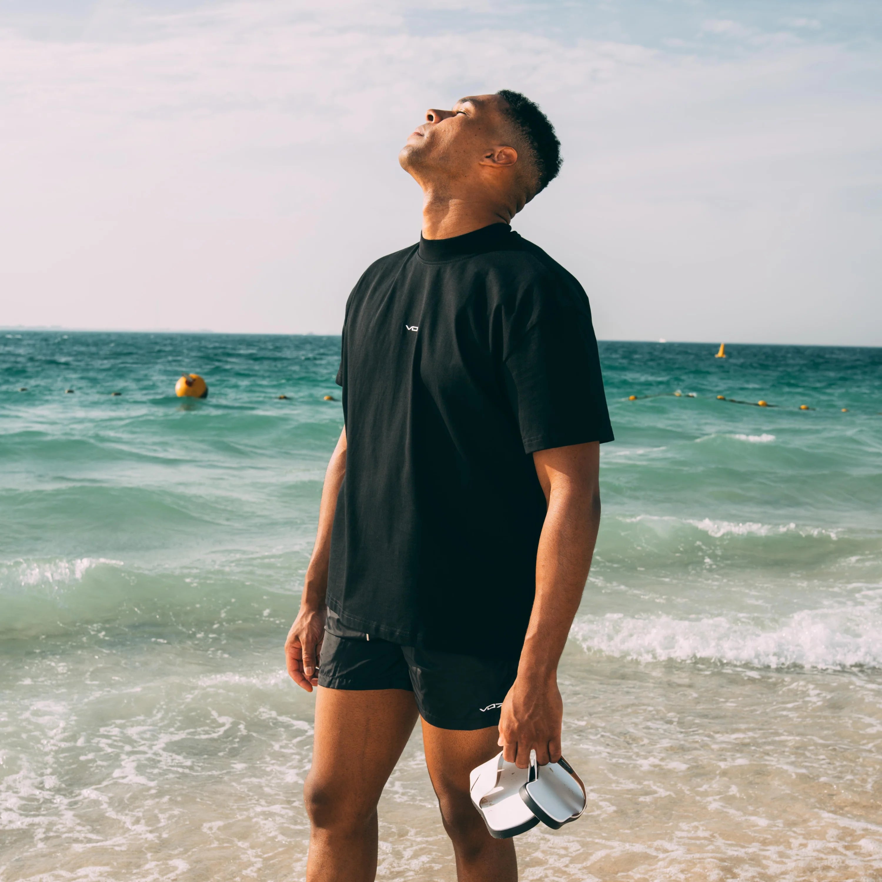 V 07 SWIM SHORT BLACK SWIM SHORTS NOIR 3