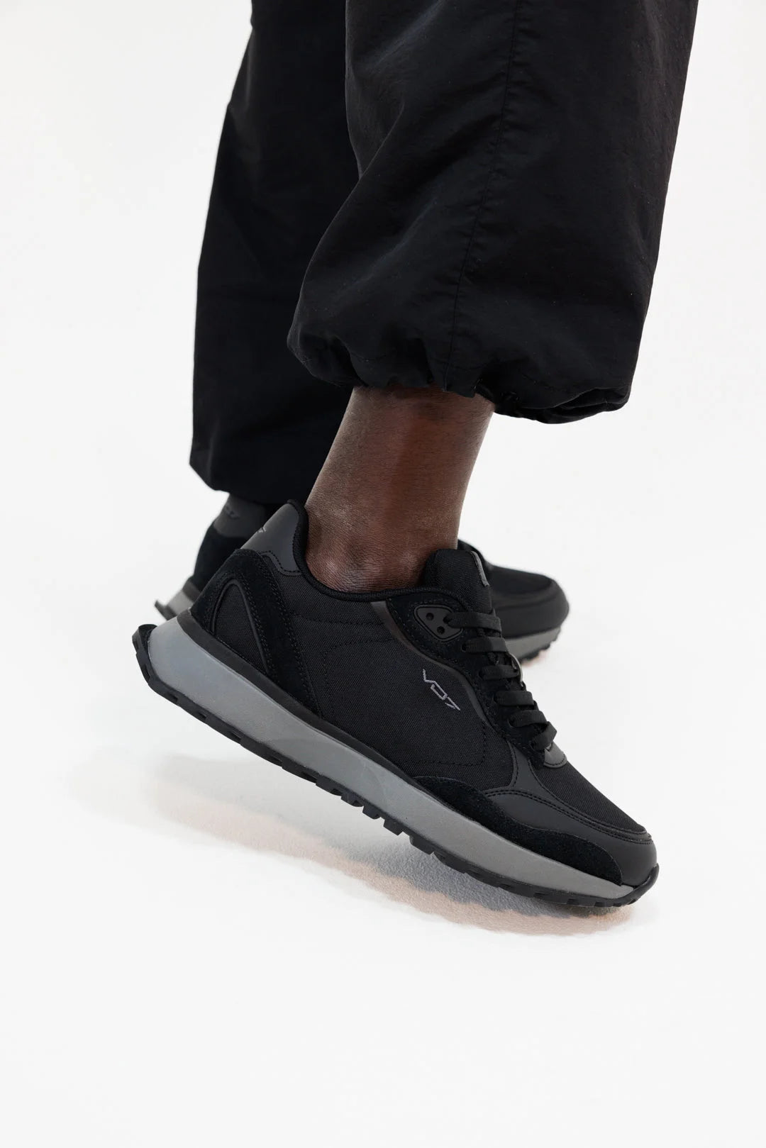 V 07 PAPIN BLACK SNEAKERS ELÉGANCE NOIR 3