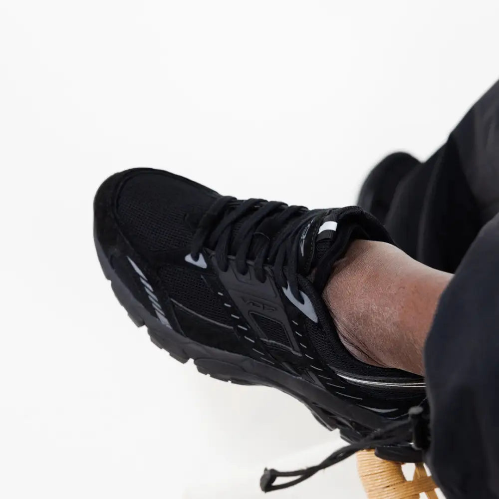 V 07 RONI DARK SNEAKERS STREET NOIR 3